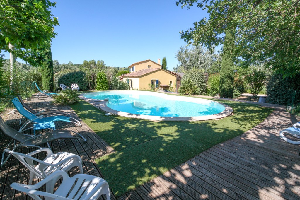 Photo de la piscine Gîtes La Françonne 2